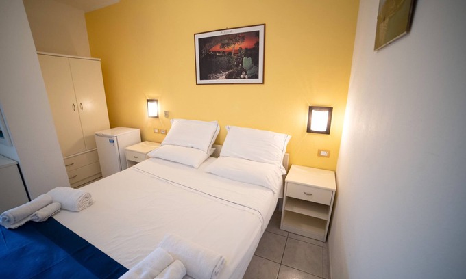 Parghelia Apartment | Standard Double Room