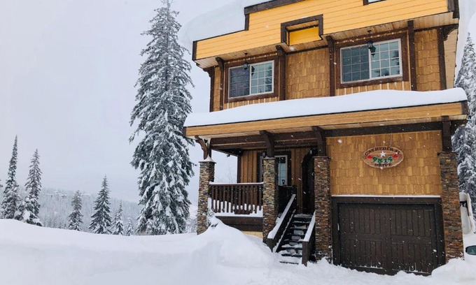 Silver Star Mountain House | Stardust