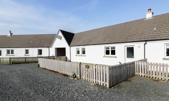 Gruline House | Starfish Cottage