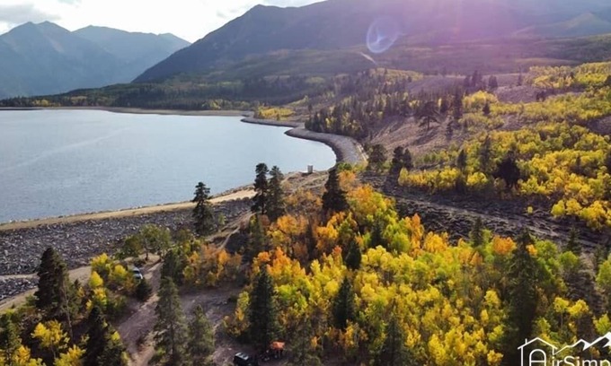 Twin Lakes Cabin | Stargazer Chalet Alpine Lake Retreat Fast Wifi