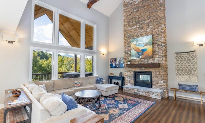Blowing Rock House | Starry Night