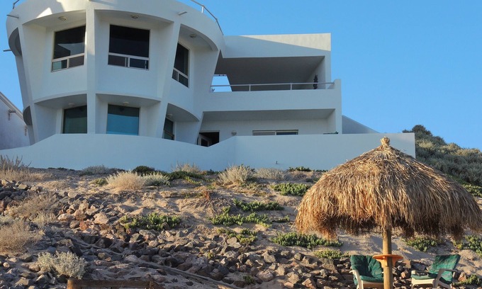 Las Conchas House | Starship Beach House With Panoramic Oceanfront Views On An Endless Beach