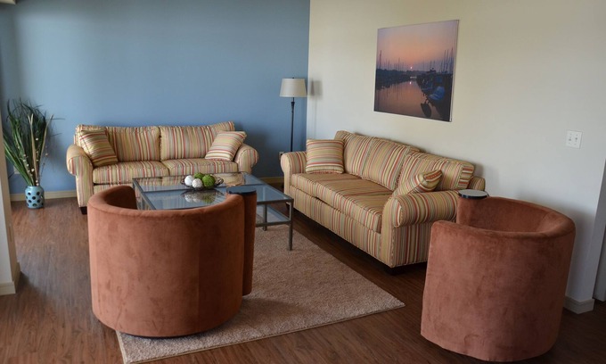 Holland Condo | Staterooms 2Q, Waterside View, Heated Pool, Near Holland State Park Beach