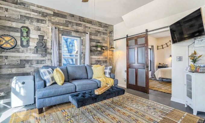 Central Colorado Springs House | Station 130! Cozy Downtown Home w/Fire Pit