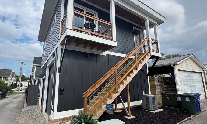 Downtown Chattanooga Apartment | Stay and play in this modern stylish Southside Chattanooga apartment