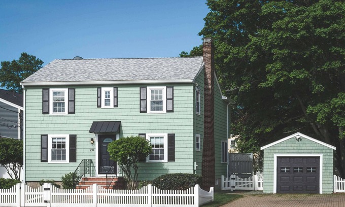 Beverly House | Stay at Beverly Shops
