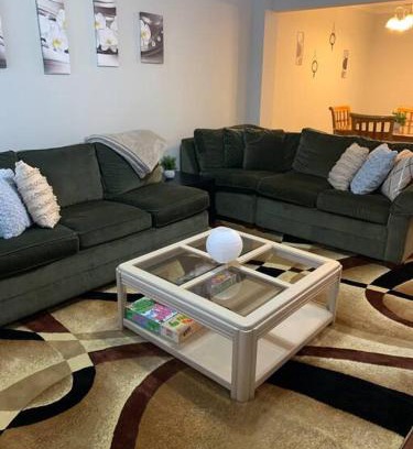 Villa Heights Apartment | Stay Awhile