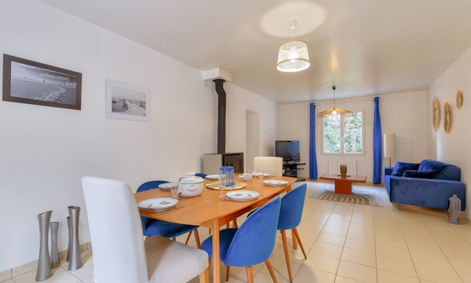Bourgenay Ski Chalet | Stay between forest and beach - House for 7