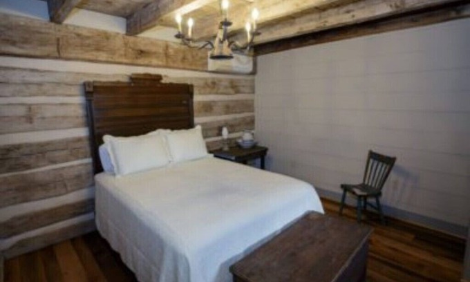 Swoope Bed & Breakfast | Stay in a 1795 Log Cabin on a working farm, George Washington Swoope, Jr Suite
