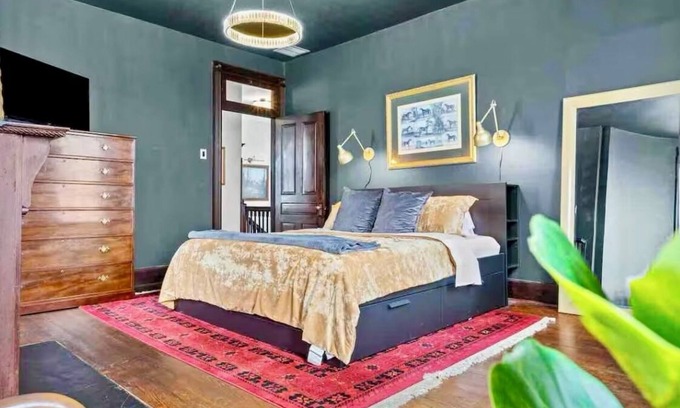 North Upper Street House | Stay in a Historic Charm in the Heart of Lexington