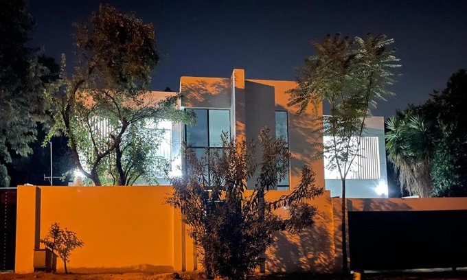 Weltevredenpark House | Stay In Carlazo - Unlimited WiFi, Solar backup
