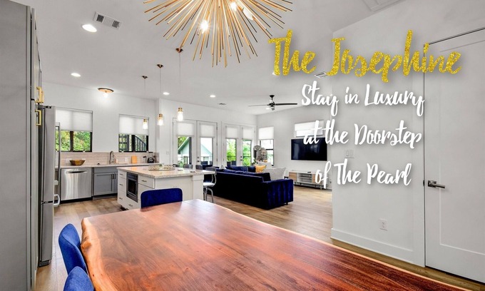 San Antonio House | Stay in Luxury @ The Pearl ~ .5M to Riverwalk