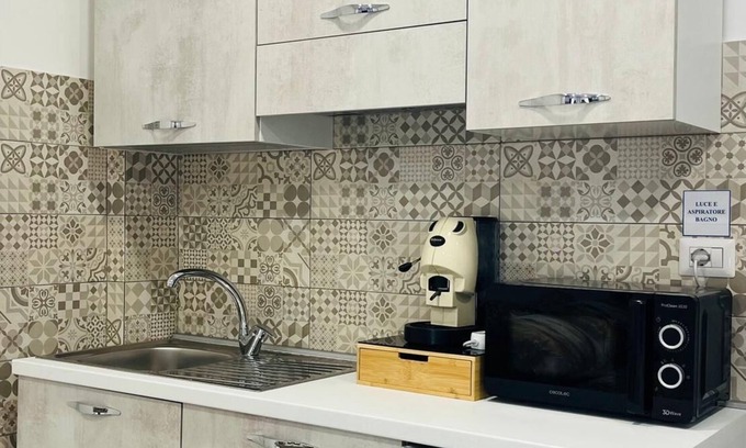 Bellizzi Apartment | Stay in style, all within walking distance