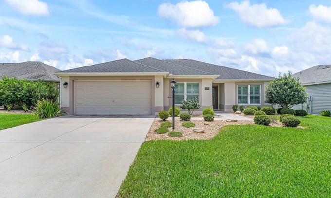 Wildwood House | Stay in Style near the Golf Course in the Village of Fenney!