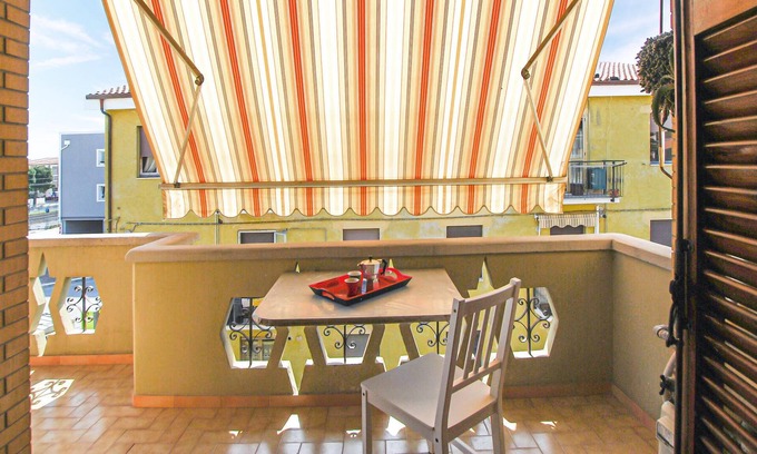 Porto San Giorgio Apartment | Stay in this large apartment with balcony and only 250 meters from the beaches of Porto Sangiorgio.