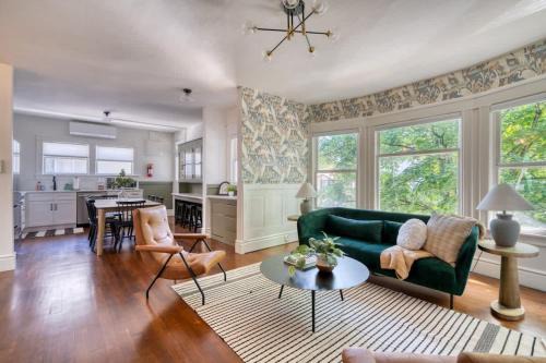 Belmont Apartment | Stay Portland - Perfect Family Friendly 3 Bed - 95 WalkScore
