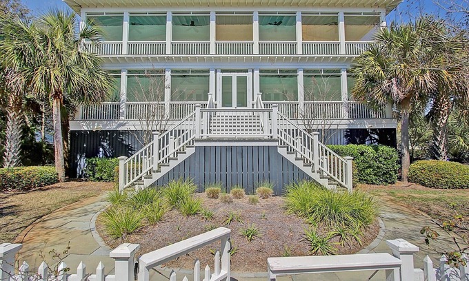 Sullivan's Island House | Stay @ The Watch House on Sullivan's Island