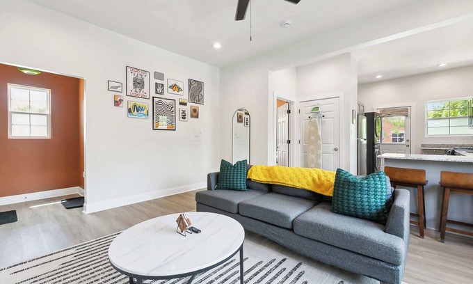 Main Street Historic District Apartment | StayAE Downtown - 1BR Apartment, Ground Floor