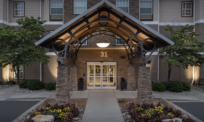 Conestee Hotel | Staybridge Suites Greenville I-85 Woodruff Road by IHG