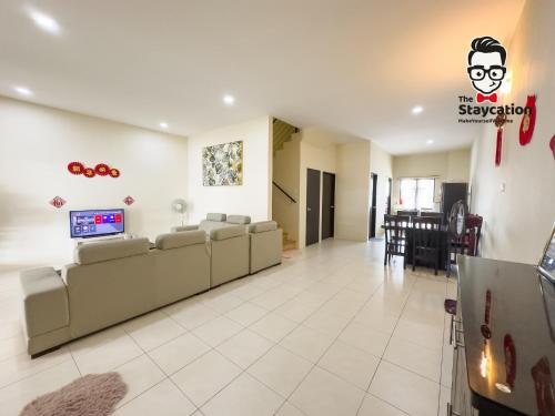 Kuching House | Staycation Homestay 68 Kch City Mall
