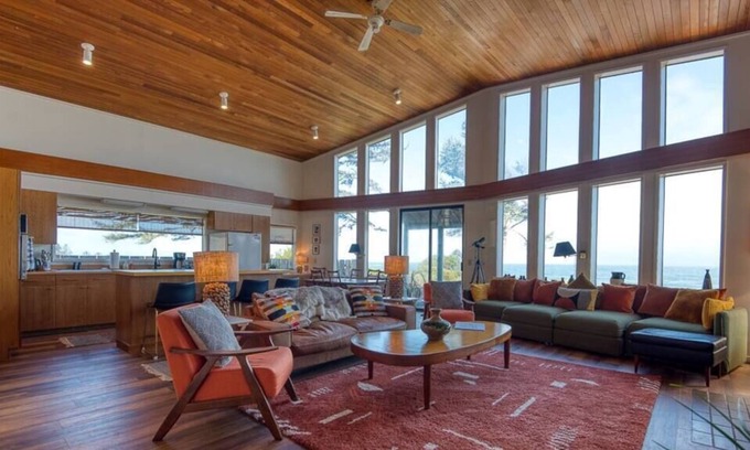 Coos Bay House | #StayinMyDistrict Cape Arago Sanctuary on the Sea