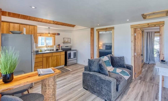 Lakeside House | #StayinMyDistrict Lakeside Near Oregon Dunes