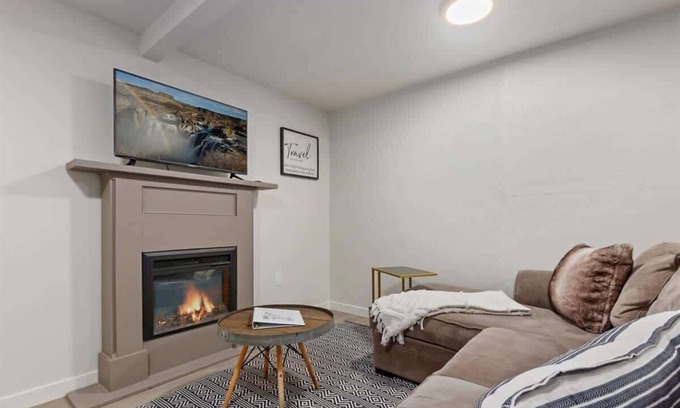 Twin Falls Apartment | #StayInMyDistrictTwin Falls Monthly Furnished