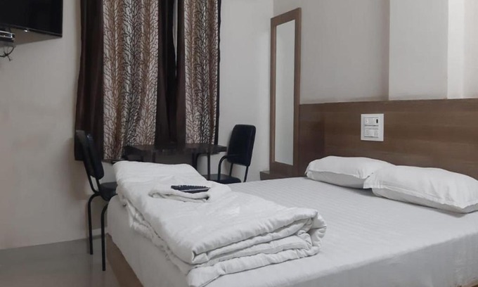 Kalaburagi Hotel | STAYMAKER Marvel Residency