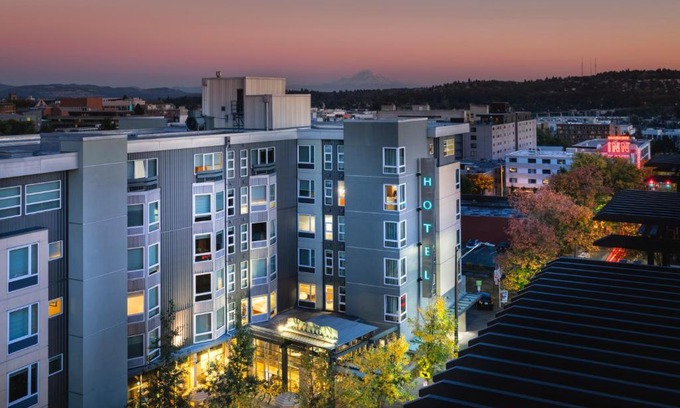 University District Hotel | Staypineapple, Watertown Hotel, University District Seattle