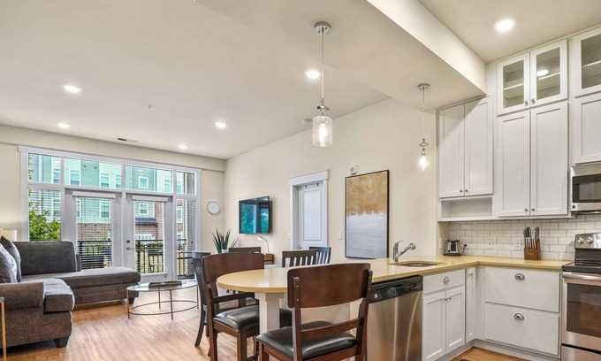 Huntersville Apartment | StaysByWalker 2BR -KingBeds! Gym/Pool/HotTub/Sauna