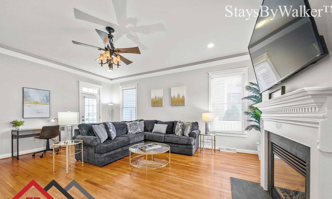Provincetowne House | StaysByWalker 4BR Home - King Beds/Yard/Garage