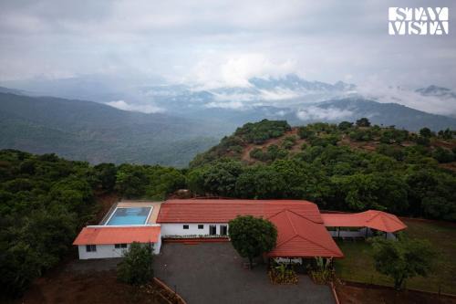 Mahabaleshwar Villa | StayVista at The Windchime with Pool & Gazebo