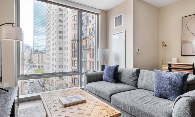 Back Bay Apartment | Stellar Back Bay Studio w/Gym & W/D, nr Restaurants, by Blueground