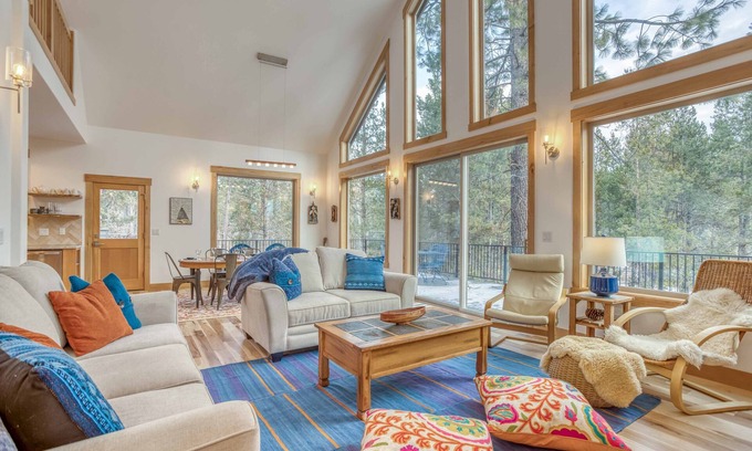 Three Rivers House | Stellar Cabins-2 Cabins*Near Rive*Hot Tub*Dogs OK