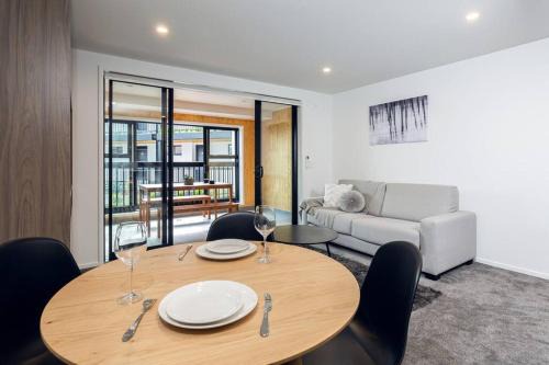 Addington Apartment | Stellar Central City Apartment - Hagley Park