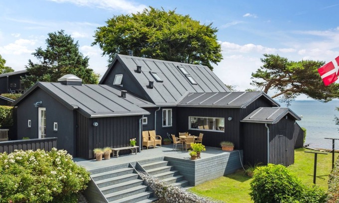 Bjert House | "Sten" - 30m from the sea by Interhome