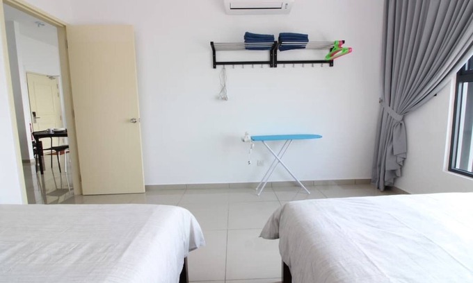 Malacca City Apartment | Step-In @ Stringray Atlantis Residence