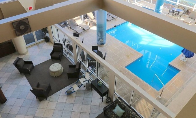 Dam Neck Resort | Steps away from beach, awesome boardwalk, fun filled shopping and attractions.