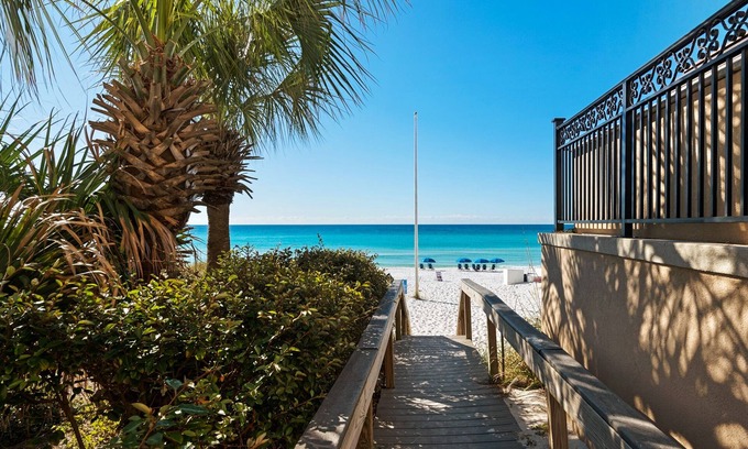 Crystal Shores House | Steps from the Beach, Pet Friendly!