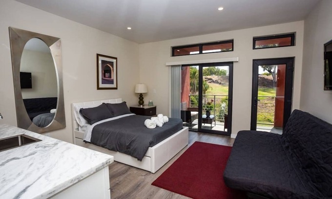 Bankers Hill Apartment | Steps to Balboa Park- Brand New Apt - Cozy Studio