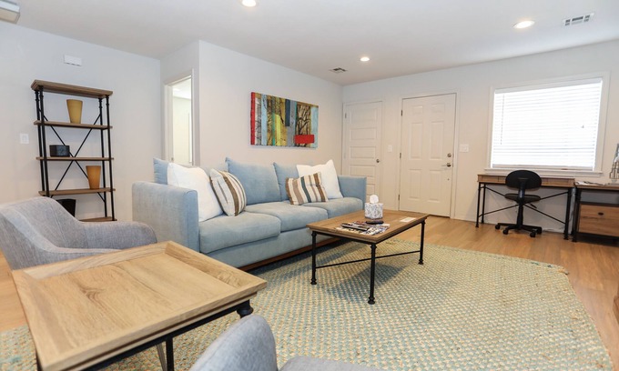 Downtown House | Steps to Downtown Bentonville