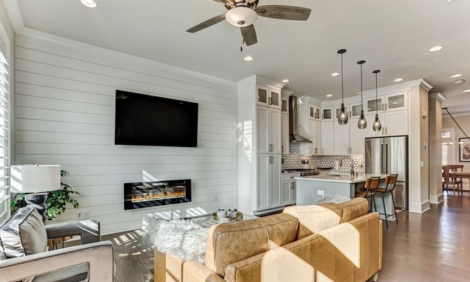 Hitch Village - Fred Wessels Homes House | Steps to River Walk! Includes Two Garage Parking Spots!