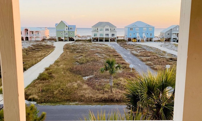 Morgantown House | Steps to the Beach - Gulf Views - Tennis & Pickleball - Swimming Pool