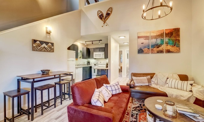 Tahoe Village Condo | Steps to trails & Stagecoach lift. Minutes to the Lake & Heavenly Village.