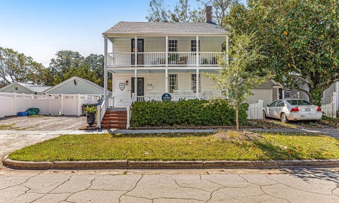 Morehead City House | Still Standing on Ann Street
