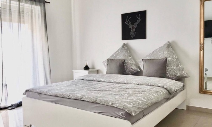 Krefeld Apartment | Stilvolles Apartment mit Netflix-ideale Verbindung