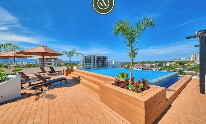 Diaz Ordaz Apartment | Stilysh 2 BR Condo in Versalles - Rooftop Pool