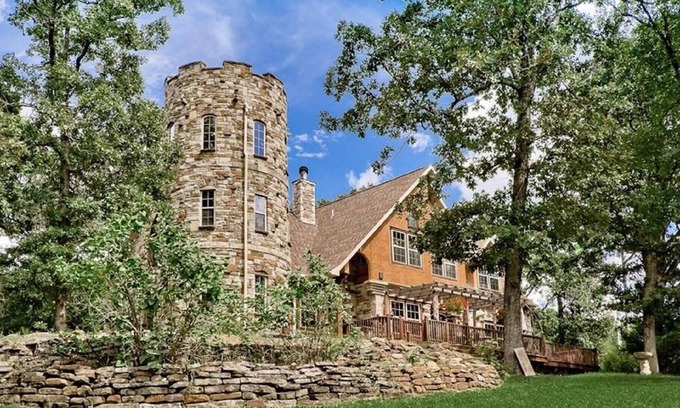 Eureka Springs Other | Stonehaven Castle: A rare find!