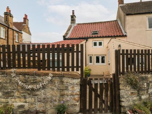 Sandsend House | Stonewall