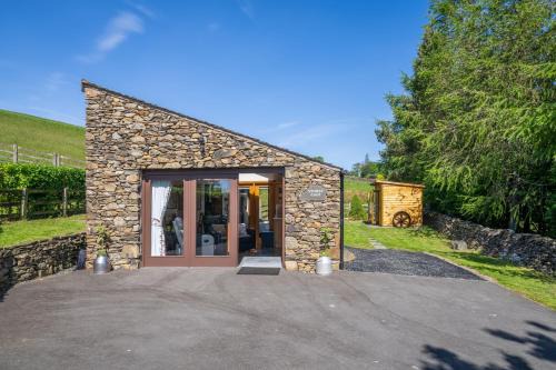 Carnforth House | Stoney Calf - Gorgeous Cottage on a working farm